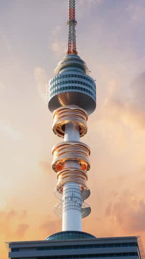 Golden Rings Goes Up and Down in a fake-out-of-home of BVLGARI
