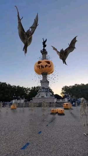 Lantern Pierced at Monument in a fake-out-of-home ad of Quoifaireabordeaux