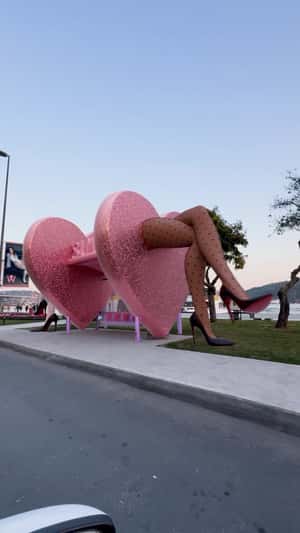 Crossing Legs on Tights Installation in a fake-out-of-home ad of Suwen Lingerie