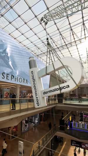Magnet Pulls Cleanser in a fake-out-of-home ad of Sephora
