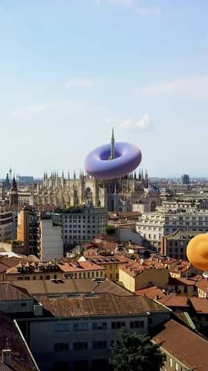 Squishy Inflatables Bouncing in the City in a fake-out-of-home ad of Samsung