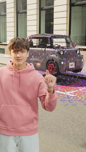 Car Appears From Message Bubble in a fake-out-of-home ad of Citroën