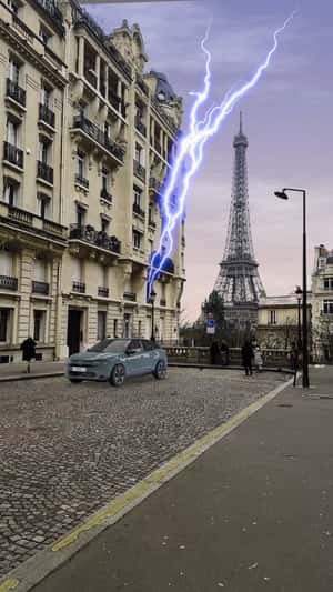 Car Energizes by Lightning Bolt in a fake-out-of-home ad of Citroën 