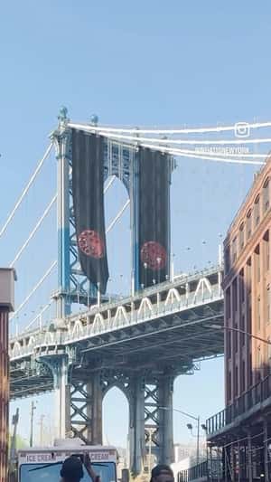 Banner Hangs at Manhattan Bridge in a fake-out-of-home ad of Game of Thrones