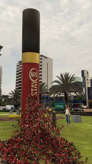 Liquid Lipstick Display Spreads Lipstick in a fake-out-of-home ad of Avon