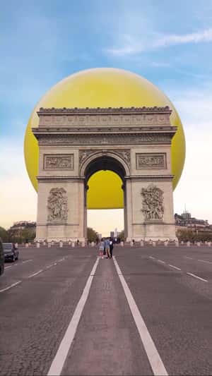 Arc de Triomphe Turned into Suitcase in a fake-out-of-home ad of Delsey