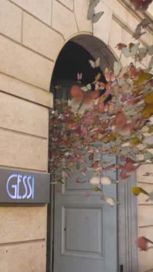 Swarm of Butterflies Spotted in Milan in a fake-out-of-home ad of Gessi
