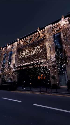 Gold-themed Facade in a fake-out-of-home ad of Hôtel du Collectionneur