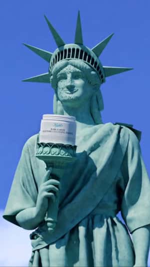Statue of Liberty Applies Mask in a face-out-of-home ad of Kiehl's