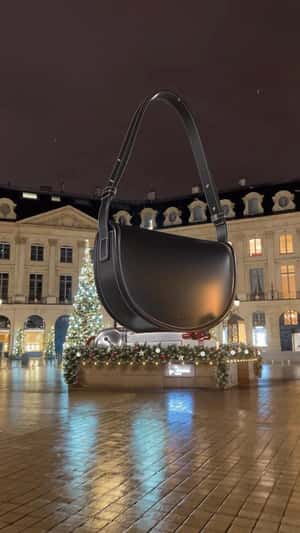 Handbag Monument at Square in a fake-out-of-home ad of Labella