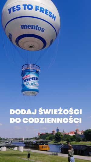 Gum Bottle Hot Air Balloon in a fake-out-of-home ad of Mentos