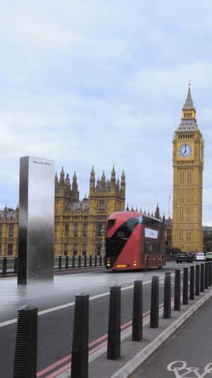 Nord Box Drops from Double-Decker Bus in fake-out-of-home ad of OnePlus