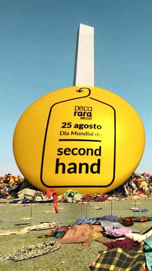 Clothes Rain Creates Giant Pile in a fake-out-of-home ad of Peça Rara Brechó 