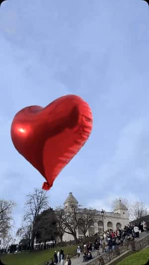 Heart Balloon on Sacré-Cœur in a fake-out-of-home ad of Michel Polnareff