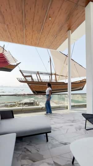 Airships Lift Dhows in Doha in a fake-out-of-home ad of Rixos