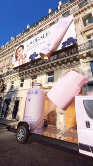 Serum Billboard Refill in fake-out-of-home ad of Caudalie