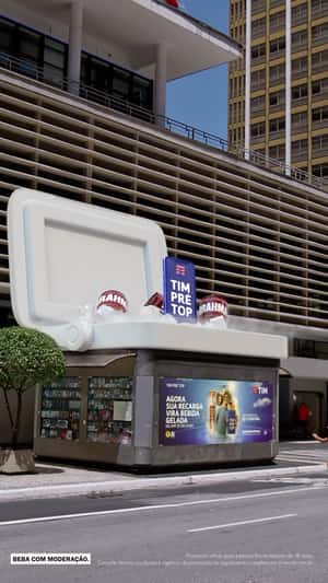 Giant Cooler Reveal Brahma Beer in a fake-out-of-home ad of TIM