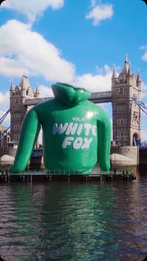 Gigantic Hoodie Blown Up on River Thames in a fake-out-of-home ad of White Fox Boutique