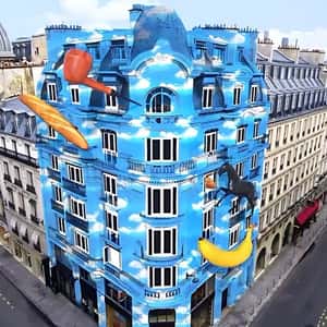 Giant Installations to Paris Landmarks in fake-out-of-home ad of Longchamp