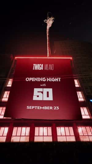 Giraffe Wears Sunglasses in a fake-out-of-home ad of Twiga Milano