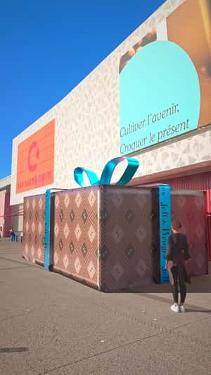 Giant Chocolate Box in Store Lot in a fake-out-of-home ad of Jeff de Bruges