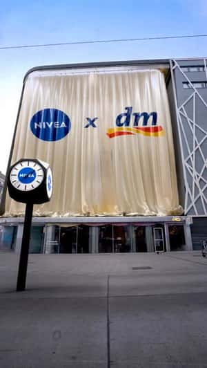 Nivea Serum Bottle Reveal in a fake-out-of dm-drogerie markt 