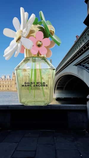Giant Perfume Transforms London View in a fake-out-of-home ad of Marc Jacobs