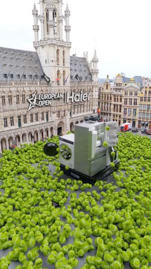Appliances Release Tennis Balls in Grand-Place in a fake-out-of-home ad of Haier
