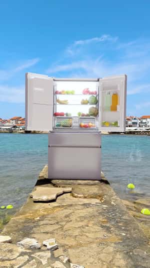 Fridge Release Tennis Balls in Umag in a fake-out-of-home ad of Haier