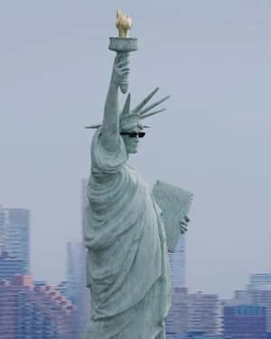 Statue of Liberty Summer Display in a fake-out-of-home ad of Chim