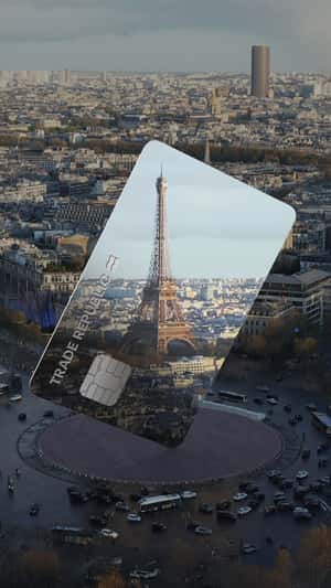 Giant "Mirror Card" in Paris in a fake-out-of-home ad of Trade Republic