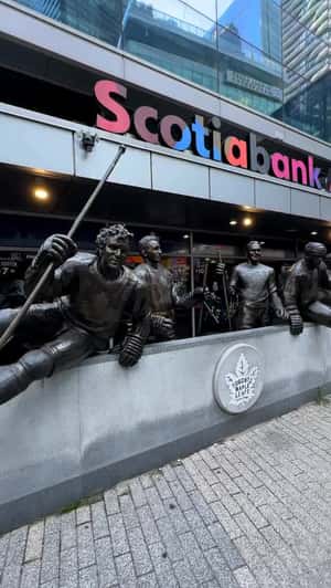 Statues Come to Life in a fake-out-of-home ad of Toronto Maple Leafs 