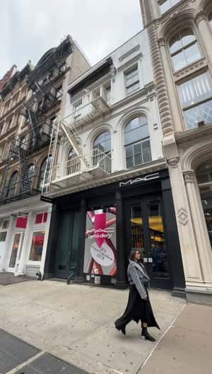 Giant Receipt Shows Lipstick Shades in a fake-out-of-home ad of MAC Cosmetics 