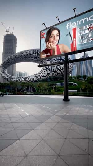 Mascara Emerges from Billboard in a fake-out-of-home ad of Flormar