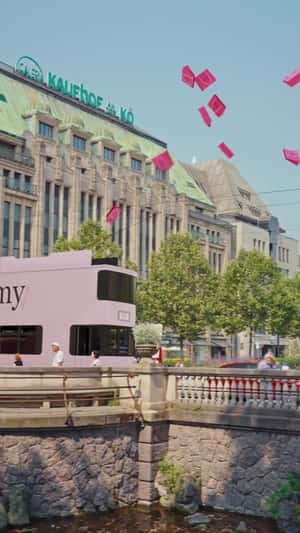 Futuristic Bus Strolling in fake-out-of-home ad of My Jewellery