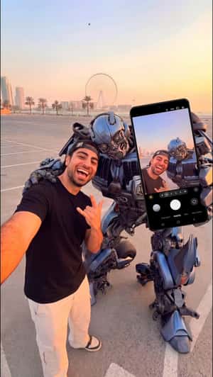 Jeep Transforms into Robot in a fake-out-of-home ad of Samsung