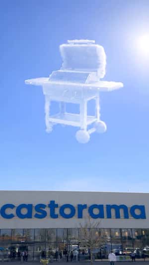 Clouds Form Giant Grill Above Store in a fake-out-of-home ad of Castorama
