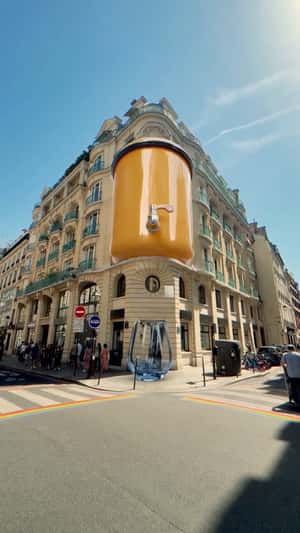 Giant Water Filter Pours Into Glass in a fake-out-of-home ad of Ecofiltro