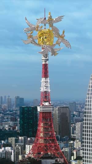 Birds and Yellow Diamond in Fake-out-of-home ad of Tiffany & Co.