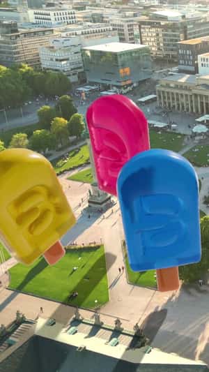 Popsicle Balloons Floating in fake-out-of-home ad of Breuninger