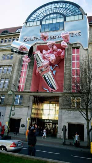Lipstick Floats with Heart Balloons in fake-out-of-home ad of Kaufhaus des Westens