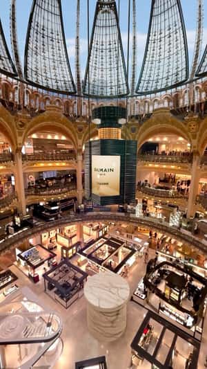 Dome Opens for Perfume Delivery in fake-out-of-home ad of Galeries Lafayette