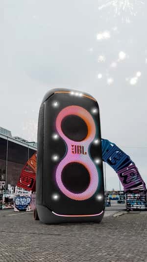 Speaker Transforms Size in fake-out-of-home ad of JBL