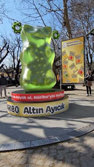 Green Apples Form Gummy Bear in fake-out-of-home ad of Haribo