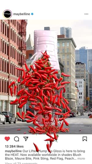 Giant Lifter Plump in New York fake-out-of-home ad of Maybelline New York