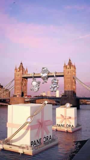 Floating Gift and Charm Display in fake-out-of-home ad of Pandora