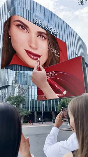 Lipstick Application on Billboard Model in fake-out-of-home ad of Esika