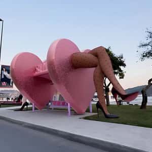 Crossing Legs on Tights Installation in a fake-out-of-home ad of Suwen Lingerie