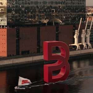 Logo Pulled by Speedboat in a fake-out-of-home ad of Breuninger