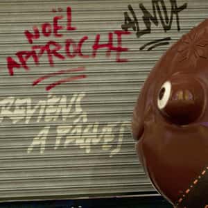 Chocolate Fish Swims to Store in a fake-out-of-home ad of À La Mère de Famille